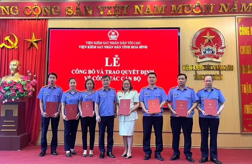 trao-quyet-dinh-1723082585.jpg