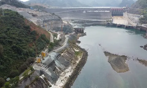 Bên trong đại dự án thủy điện 9.000 tỉ đồng có công nhân tử nạn vì đá rơi