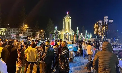 Lào Cai tổ chức 80 lễ hội dịp Tết, doanh thu du lịch đạt 900 tỉ đồng