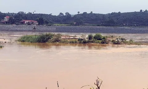 Tìm thấy thi thể hai mẹ con bị lũ ống cuốn trôi ở Lào Cai