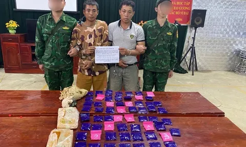 Bộ đội Biên phòng tỉnh Sơn La bắt giữ 2 đối tượng Lào mua bán trái phép chất ma túy