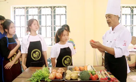 Giáo dục nghề nghiệp tạo việc làm cho người lao động để giảm nghèo bền vững