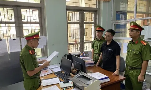 Bắt hai cán bộ địa chính ở Bắc Kạn