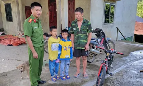 Lào Cai: Công an xã đưa 2 cháu nhỏ bị lạc trở về với gia đình an toàn