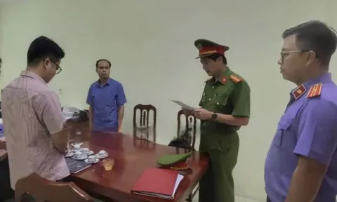 Khởi tố nhóm cán bộ thôn, xã, huyện ở Hoà Bình liên quan dự án hồ chứa nước hơn 4.000 tỷ đồng