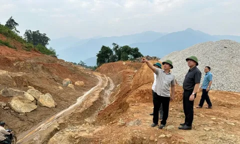 Mưa lũ gây sạt lở nghiêm trọng tuyến đường thành phố Bắc Kạn – hồ Ba Bể