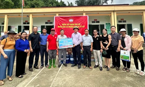 Doanh nhân Điện Biên với người nghèo Điện Biên