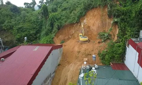 Hàng trăm điểm sạt lở sau bão số 3 'đe dọa' người dân Yên Bái