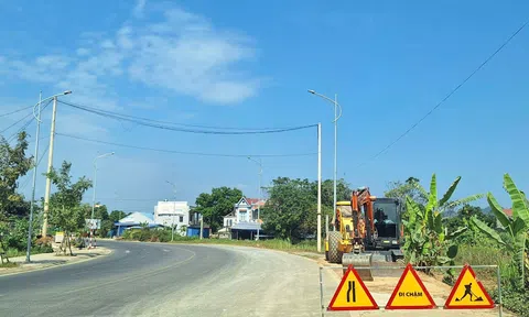 Đường trăm tỷ tại Thái Nguyên sụt lún sâu hơn 10cm 'bẫy' người đi đường