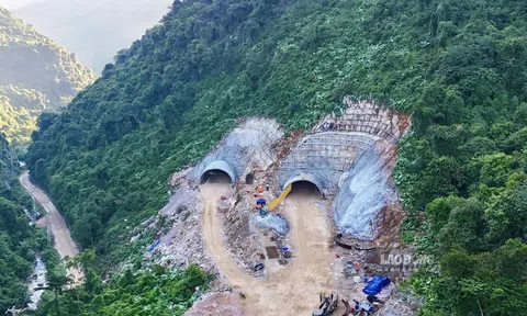 Ống hầm đầu tiên trên cao tốc Đồng Đăng - Trà Lĩnh thành hình