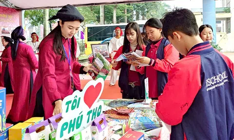 Phú Thọ tham gia trưng bày và trình diễn Di sản văn hóa được UNESCO ghi danh