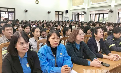 300 đoàn viên, công nhân lao động tham gia Diễn đàn về lao động trẻ em