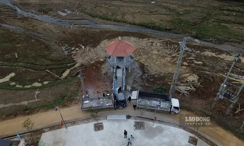 Bên trong khu tưởng niệm nạn nhân vụ lũ quét Làng Nủ