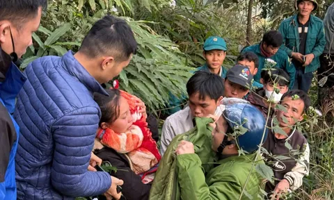 Bé gái 2 tuổi lạc suốt đêm dưới chân núi trong giá rét 6 độ C