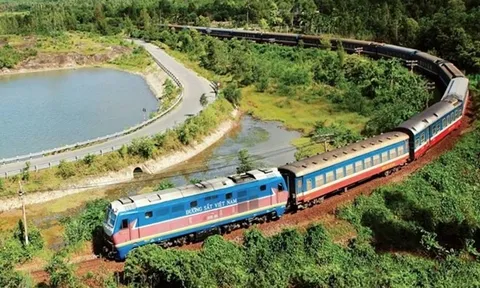Thảo luận dự án tuyến đường sắt Lào Cai - Hà Nội - Hải Phòng