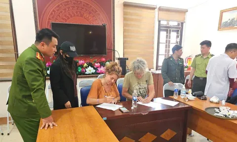 Lào Cai: Tìm thấy du khách nước ngoài bị lạc khi leo Fansipan