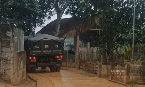 Tái diễn khai thác cát trái phép tại xã du lịch ở Lào Cai