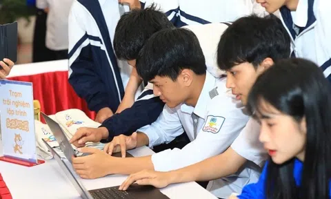 Điện Biên phát động phong trào “Bình dân học vụ số”