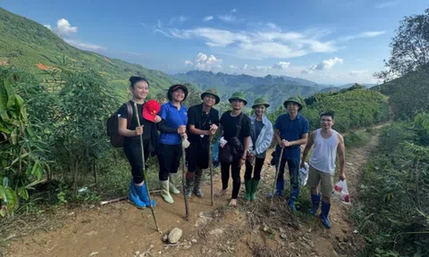 Gần 1.000 giáo viên ở vùng cao Lào Cai 'trượt' khen thưởng vì không nộp đủ quỹ từ thiện