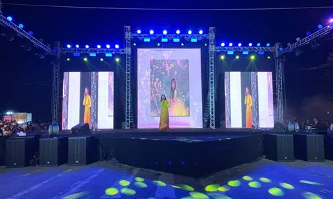 Lùm xùm ‘Đêm nhạc đường phố’ ở Phú Thọ: Thu tiền để biểu diễn, rồi huỷ phút chót?