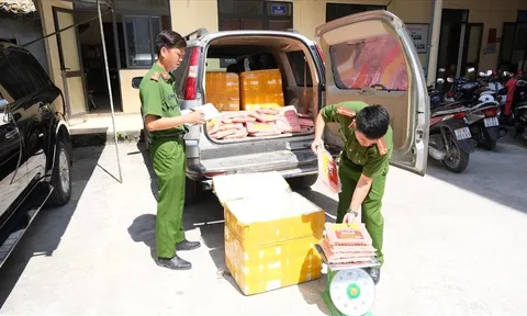 Cao Bằng: Thu giữ hàng trăm cân xúc xích không rõ nguồn gốc