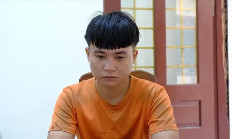 Bắt đối tượng trốn truy nã về tội trộm cắp ngay khi trở về địa phương