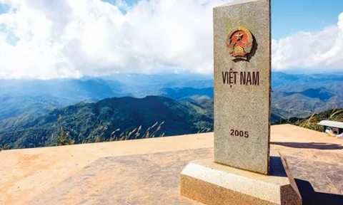 Mốc ngã ba biên giới A Pa Chải - Ðiểm du lịch hấp dẫn