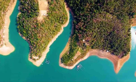 Khám phá thiên nhiên kỳ thú “đẹp như trời Tây” ở vùng cao Than Uyên