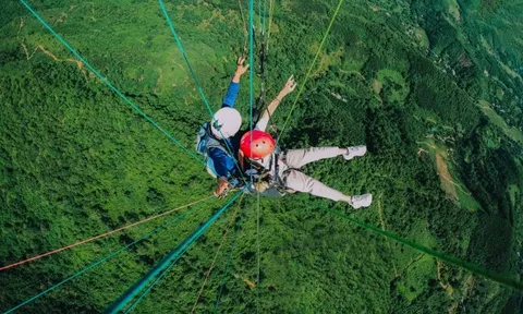 Lần đầu đi nhảy dù ở Hòa Bình