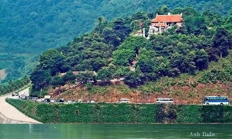 Bảo vật Quốc gia Bia vua Lê Thái Tổ