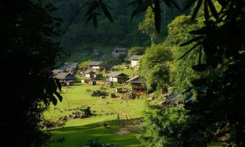 Hang Táu - ngôi làng nguyên sơ ở Mộc Châu