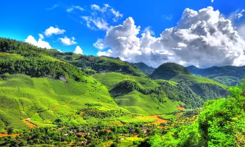 Cát Lình - Bức tranh đa sắc