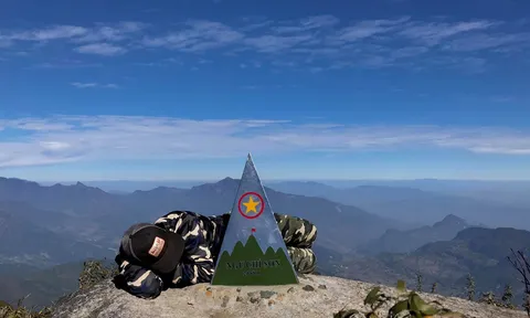 Khám phá Ngũ Chỉ Sơn