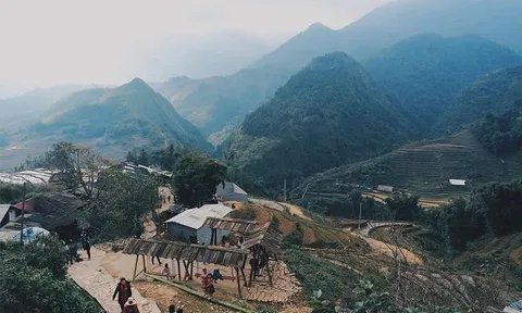 Nườm nượp du khách khám phá mùa đông Sa Pa