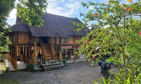 Gọi du lịch Mường Bi thức giấc