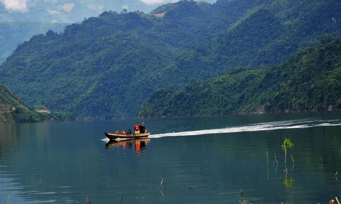 Chương trình trải nghiệm cộng đồng bản Sưng, xã Cao Sơn (Đà Bắc)