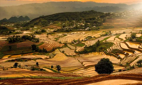 Lai Châu: Tả Lèng đẹp như tranh mùa nước đổ