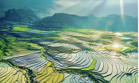 Mãn nhãn với cảnh sắc lấp lánh Tây Bắc mùa nước đổ, địa điểm lí tưởng để du lịch “giải nhiệt” mùa hè