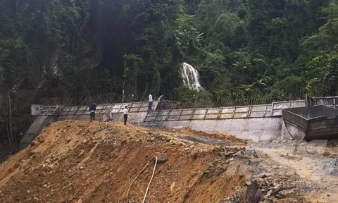 Công ty Nhẫn khai thác vàng sử dụng vật liệu nổ bừa bãiCông ty Nhẫn khai thác vàng sử dụng vật liệu nổ bừa bãi