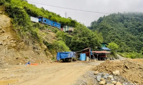 Mỏ vàng Sa Phìn bao giờ mới khai thác đúng luật?