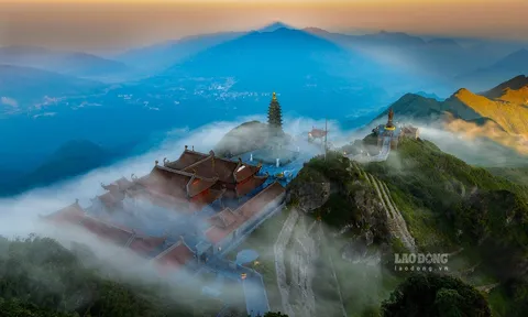 Biển mây trên đỉnh Fansipan