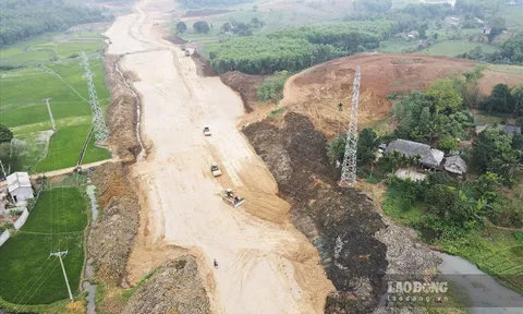 Nhiều khó khăn khi điều chỉnh cao tốc Tuyên Quang - Phú Thọ lên 4 làn xe