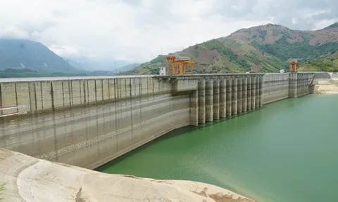 Mực nước hồ thủy điện ngày 17/8: Gần 3.800 m3/s nước về hồ Hòa Bình