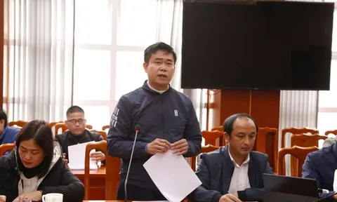 Hiệu trưởng trường bán trú vụ "11 cháu 2 gói mì tôm chan cơm" ở Lào Cai xin từ chức