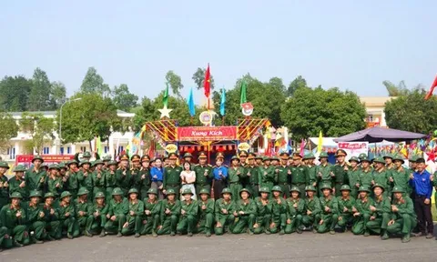 Chiến sĩ trẻ Lào Cai mở hội trại, mừng sinh nhật Đoàn