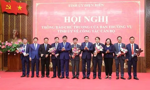 Một cán bộ huyện ở Điện Biên nhận gần 2,4 tỉ đồng nghỉ hưu trước tuổi