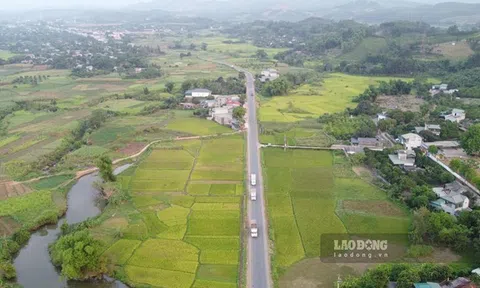 Cử tri Hoà Bình phản ánh nhiều nhà trên Quốc lộ 12B không có lối vào