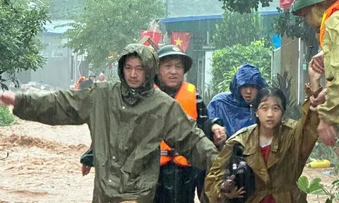 Lũ lớn trên diện rộng ở Điện Biên, nhiều bản làng bị cô lập